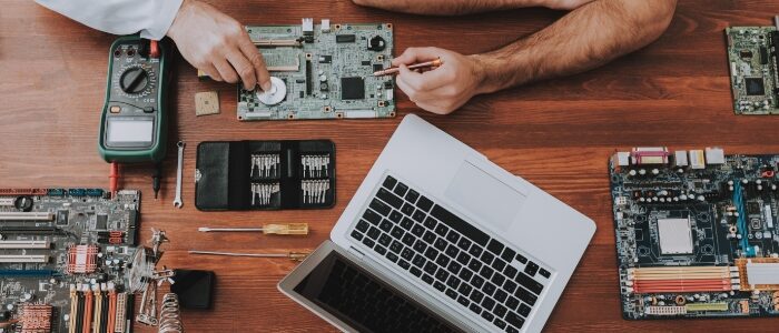 What to prioritize when choosing computer hardware for your business